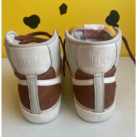 Nike Blazer Mid ’77 | Cream & Brown Retro High Tops | Size 9.5 Streetwear - Picture 3 of 7